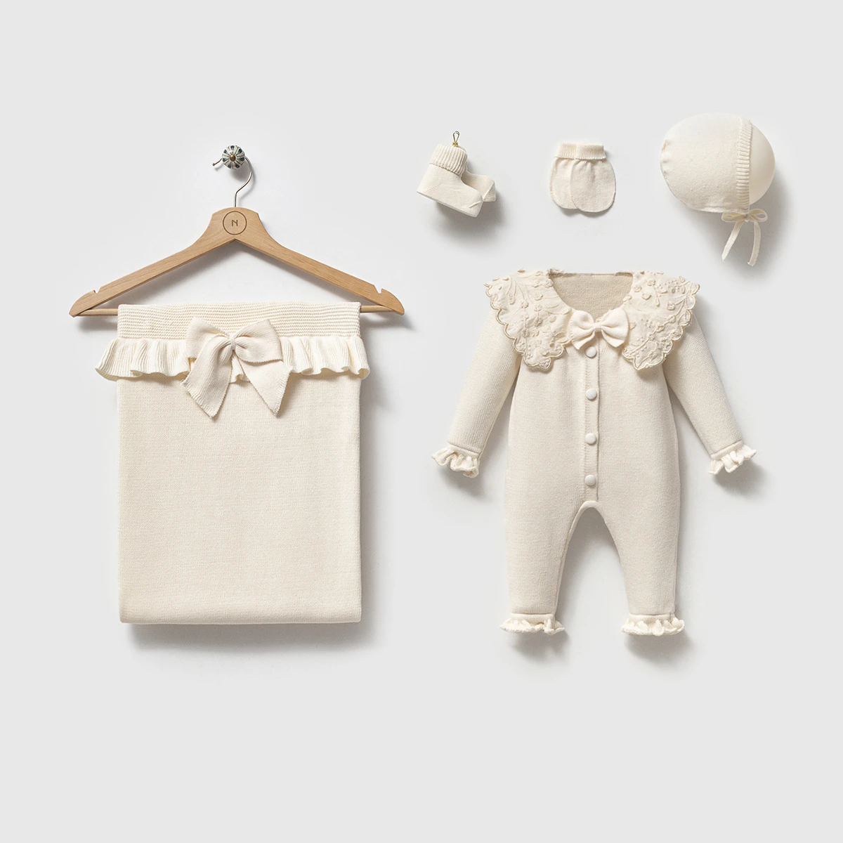 Knit Baby Girl 5-Piece Layette Set