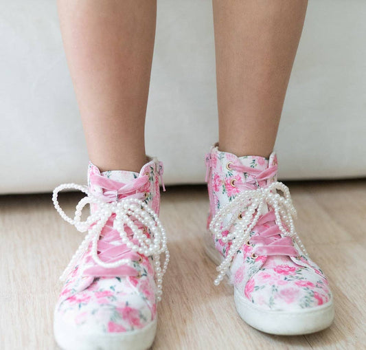 Pearl Bow Shoe Charms
