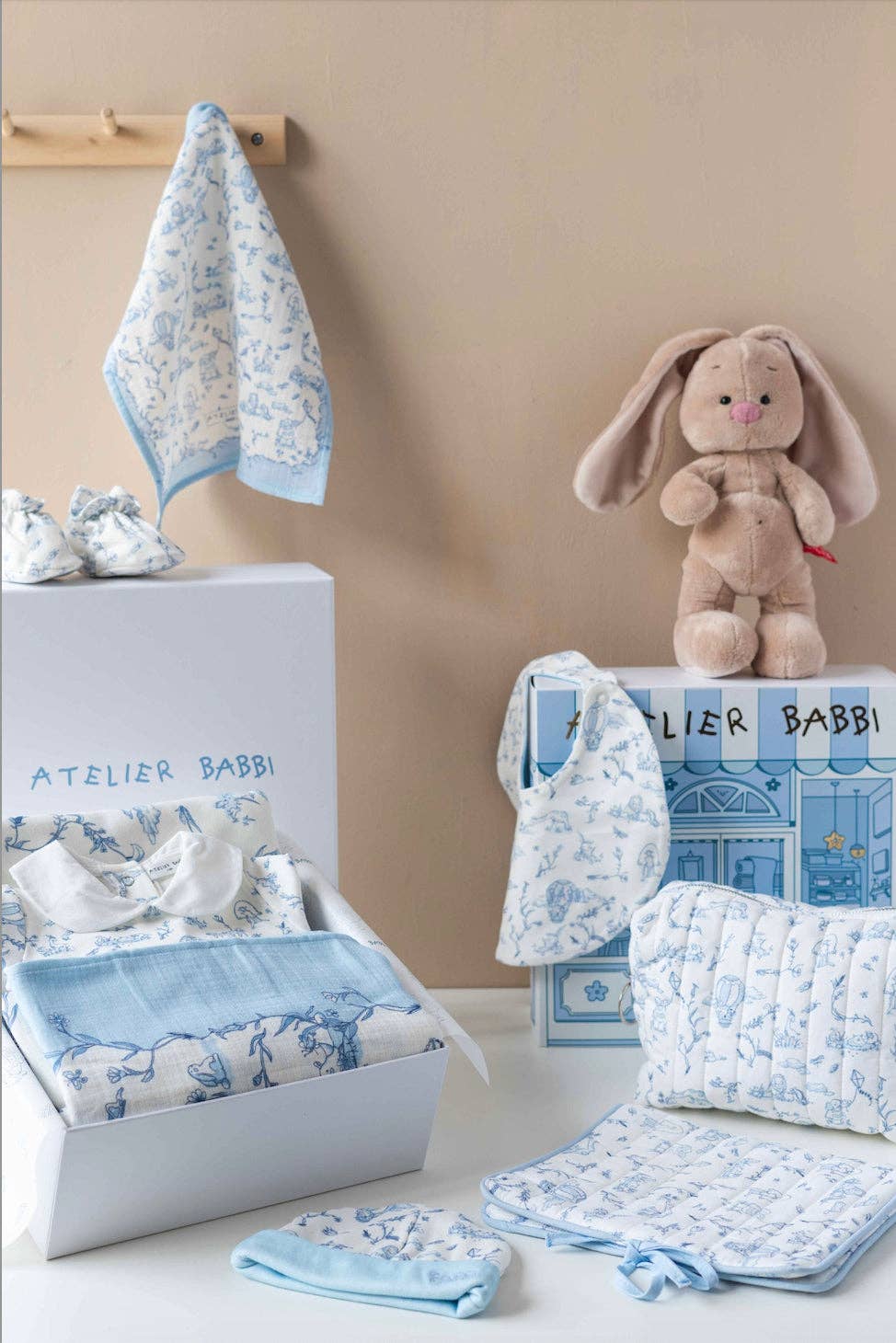 Toile de Jouy/Blue (G Box) -Newborn Gift Set – 5 Pc Cotton