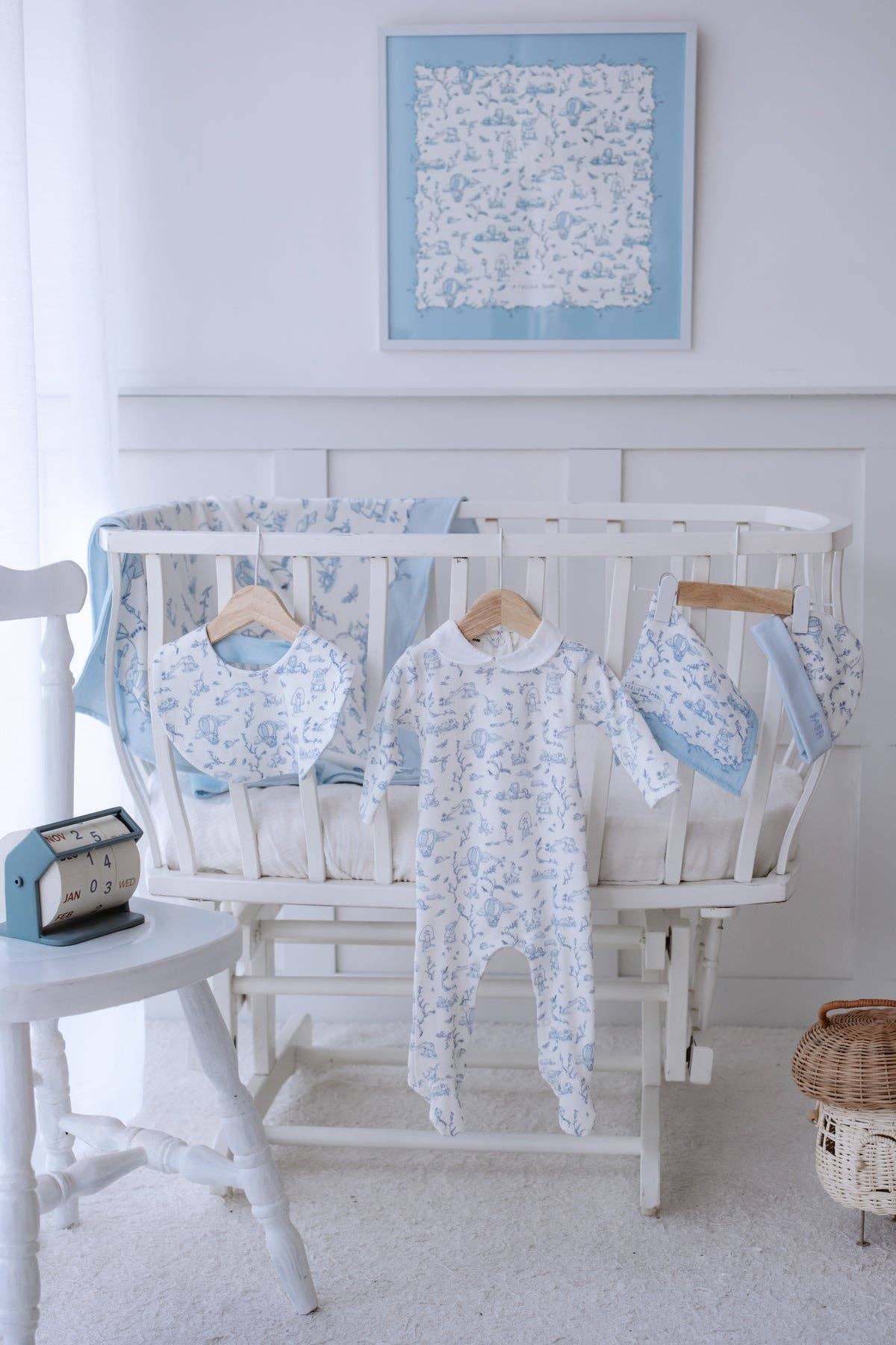 Toile de Jouy/Blue (G Box) -Newborn Gift Set – 5 Pc Cotton
