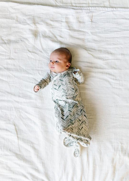 Alta Newborn Knotted Gown