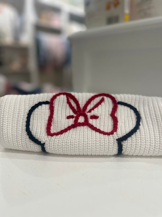 Tiny Threads Design- Minnie