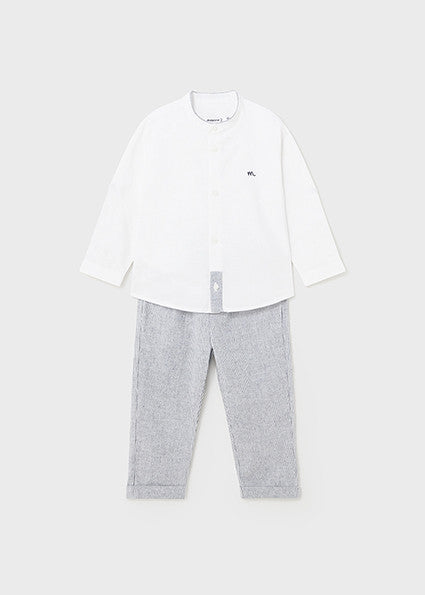 White Linen/Blue Bottom
