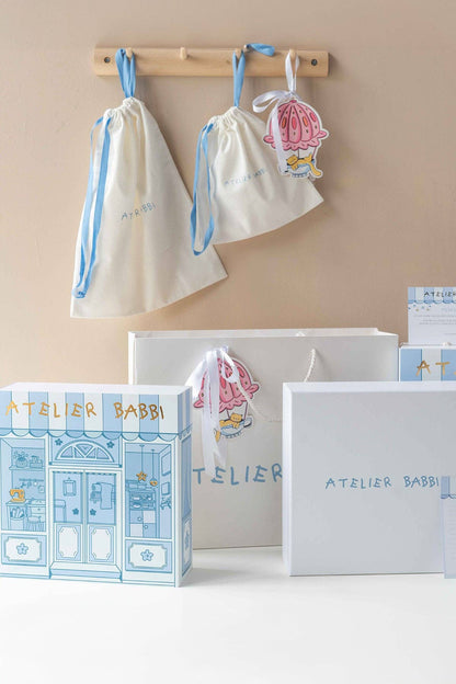 3-Piece Newborn Set with Gift Box – Toile de Jouy / Beige